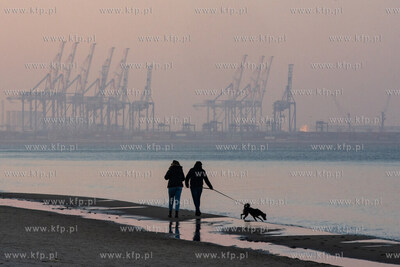 Gdańsk, Górki Zachodnie. Zimowy krajobraz nad morzem....