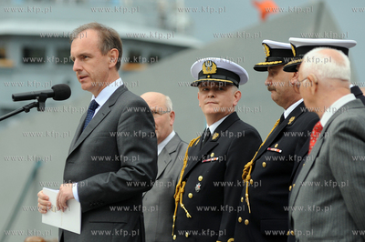 Port wojenny Oksywie w Gdyni. Przekazanie dowodzenia...