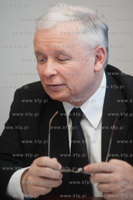 Elblag. Urzad MIasta. Wizyta prezesa PIS Jaroslawa...