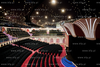 Port w Gdyni. Nabrzeze Francuskie. Wizyta wycieczkowca...