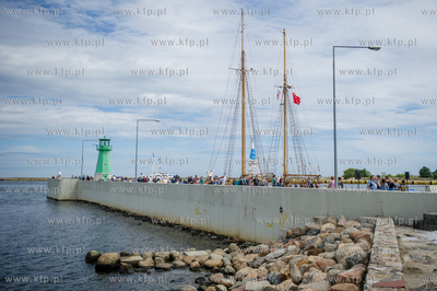 Gdansk. Uroczystosc otwarcia Falochronu Zachodniego...