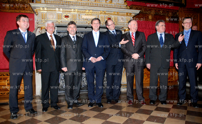 Z nieoficjalna wizyta w Gdansku przebywal Premier Krolestwa...