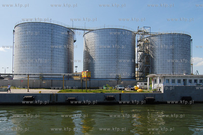 Port w Gdyni. Nz. Baltycka Baza Masowa
16.05.2008
Fot....