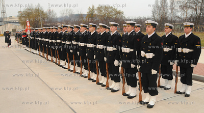 Port Wojenny w Gdyni. Powitanie fregaty rakietowej...