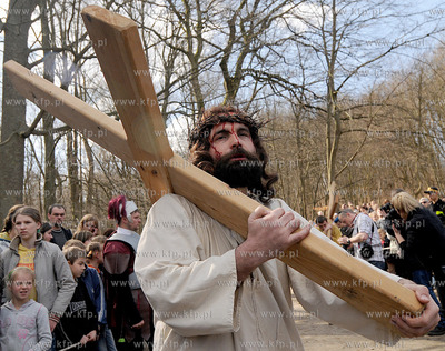 W scenerii Kaszubskiej Golgoty zostala odegrana Inscenizacja...