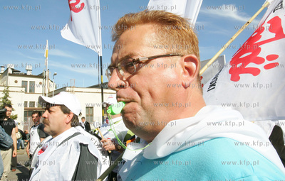 Szczecin. Kilka tysiecy zwiazkowcow z calej Polski...