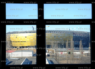 Gdansk, Letnica. PGE Arena nabiera bursztynowego koloru.
07.03.2011
fot....