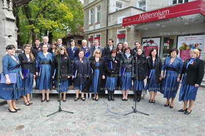 Sopot Ulica Artystow 2011. Performance patriotyczny...