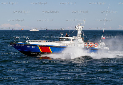 Parada z okazji obchodow Dni Morza i swieta Marynarki...