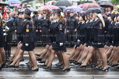 Kaliningrad , Rosja 09.05.2014 Parada na Placu Zwyciestwa...
