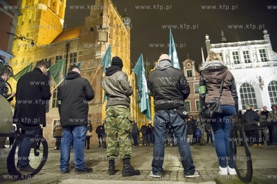 Gdańsk Manifestacja antyimigrancka Dość Płonącej...