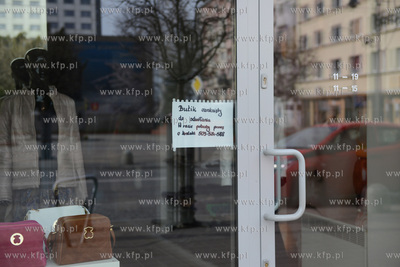 Wzorowo wprost do apelu by pozostac w domach podchodza...