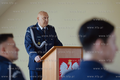 Sopot, ulica Armii Krajowej 112A. Komenda Miejska Policji....