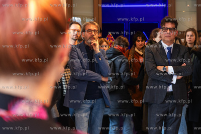 Wernisaż wystawy Jacka Kornackiego "Ślady i znaki...