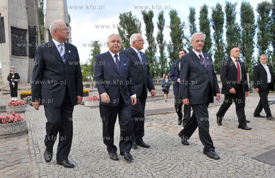 Spotkanie prezydentow Grupy Wyszehradzkiej. Ceremonia...