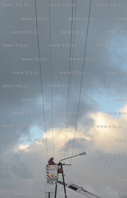 Pikarnia na Kaszubach miedzy Borowem i Mezowem. Naprawa...