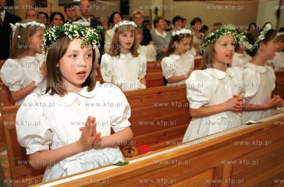 Komunia swieta uczniow szkoly de la Salle. 25.05.2002...