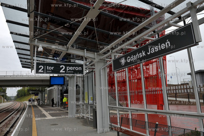 Otwarcie wezlow i dojazdow do przystanku PKM Jasien...