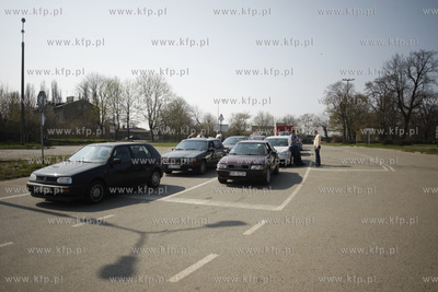 Gdansk. Samochodowa platna przeprawa promowa laczaca...