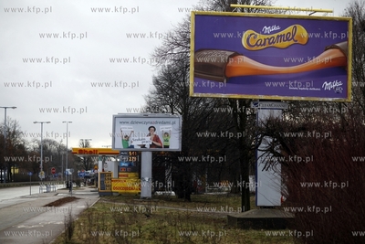 Gdansk. Billbord Dziewczyny z Dredami, ktora szuka...