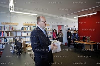 Uroczyste otwarcie po generalnym remoncie filii biblioteki...