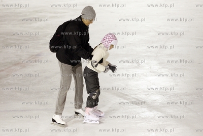 Lodowisko w hali Olivia w Gdansku.
22.12.2014
fot....