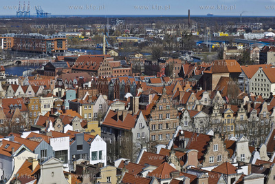 Gdańsk. Kamienice przy ulicy Chlebnickiej, Mariackiej,...
