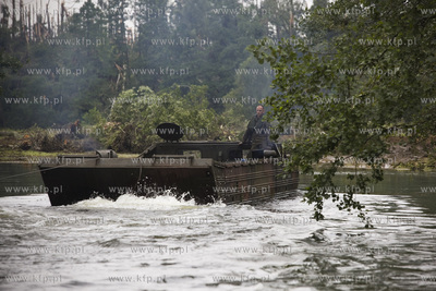 Skutki nawałnicy, która z piątku na sobotę przeszła...