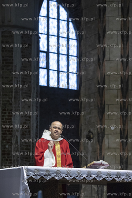 Kościół św. Katarzyny. Msza św. na pożegnanie...