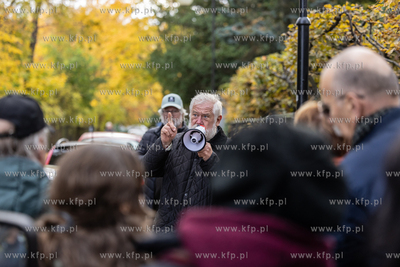 Mieszkańcy kurortu spacerowali w niedzielę z przewodniczką...