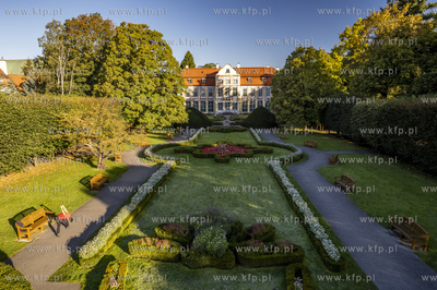 Pałac Opatów w Parku Oliwskim. 01.10.2024 fot. Paweł...