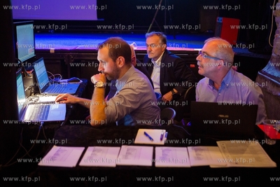 Gdynia. Klub Ucho. Sztab wyborczy prezydenta Gdyni...