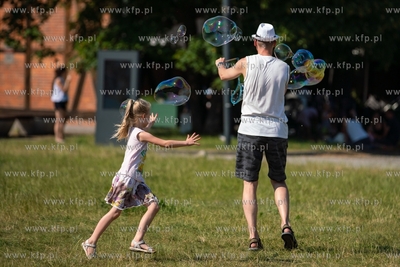 I Gdański Dzień Bańki Mydlanej na Górze Gradowej....