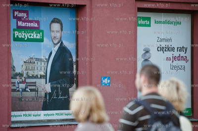 Gdansk. Oddzial SKOK Stefczyka na skrzyzowaniu al....