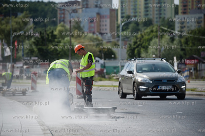 Gdansk. Wznowione po kilku miesiecznej przerwie, prace...