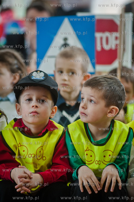 Gdansk. Przedszkole nr 31. Uroczystosc przekazania...