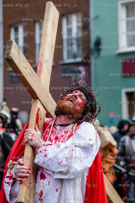 Wielki Piatek. Misterium Meki Panskiej na ulicach Gdanska.
03.04.2015
fot....