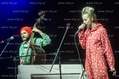Miedzynarodowe Targi Gdanskie Amber Expo. Hoop Likes...