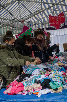 Gielda samochodowa w Pruszczu Gdanskim. Jedno z
najwiekszych...