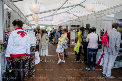Plac Przyjacioł Sopotu. Festiwal Literacki Sopot....