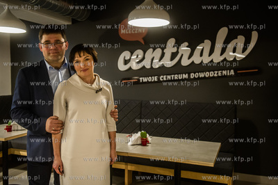 Gdańsk. Urząd Miasta. Otwarcie Baru Centrala, prowadzonego...