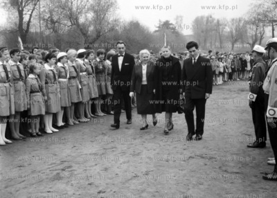 Uroczystosc nadania szkole podstawowej nr 60 w Gdańsku...