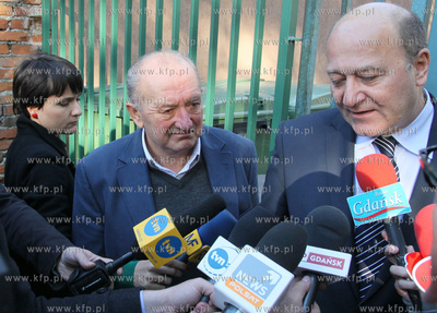 Sopot. Wlodzimierz Olewnik z mecenasem Bogdanem Borkowskim...