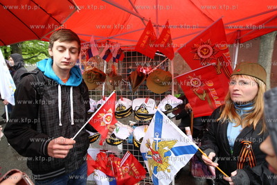 Kaliningrad , Rosja 09.05.2014 Parada na Placu Zwyciestwa...