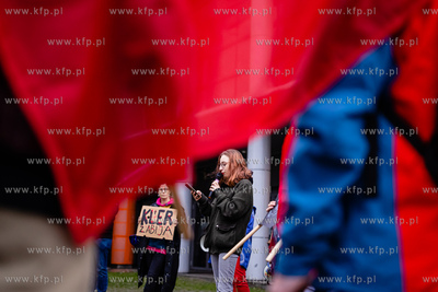 Gdańsk. Protest kobiet z racji drugiej rocznicy wyroku...