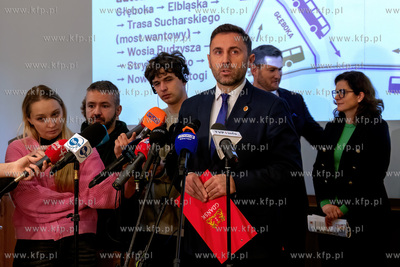 Konferencja prasowa dotycząca zamknięcia i przebudowy...