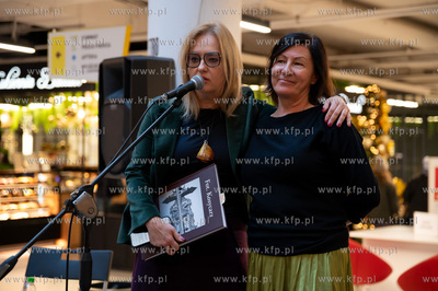 Gdańsk, Centrum Handlowe Manhattan. Spotkanie promocyjne...