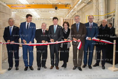 Otwarcie fabryki EKOINBUD w Gdansku. Nz od lewej Zbigniew...