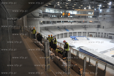 Budowa wielofunkcyjnej hali sportowo - widowiskowej...