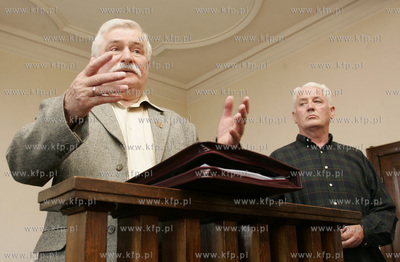 Gdansk. Sad okregowy. Sprawa Krzysztof Wyszkowski przeciwko...